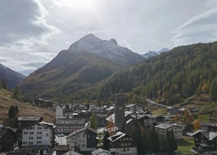 Comfortable With Balcony And Panoramic View * Saas-Grund