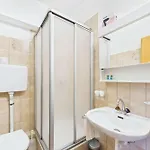 Comfortable With Balcony And Panoramic View 萨斯格伦德