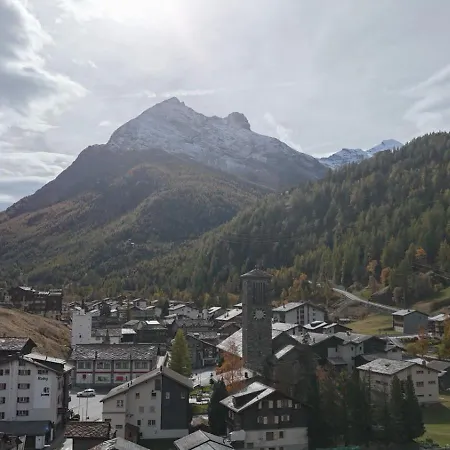 Comfortable With Balcony And Panoramic View * Saas-Grund